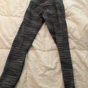 Lululemon size 4 gray stripe soft leggings